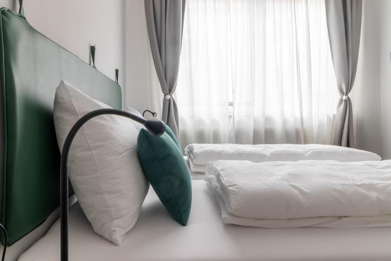Apartments Iris 梅拉诺 外观 照片